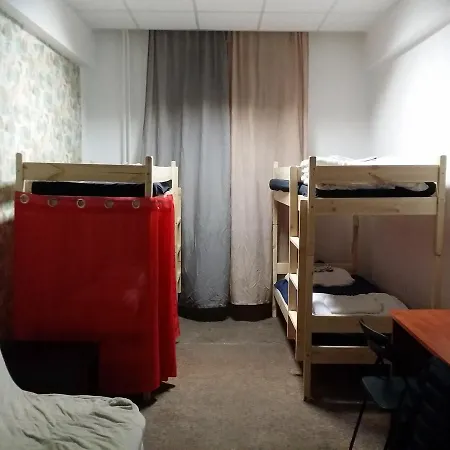 بيت شباب The وارسو